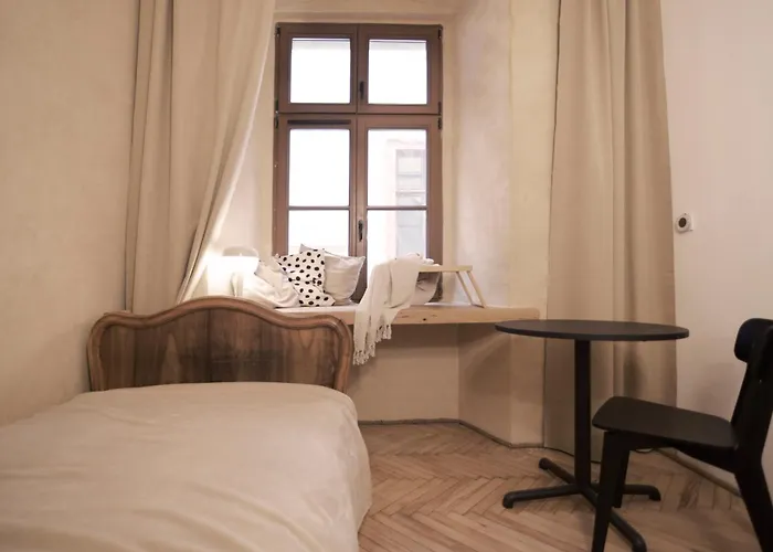 Charming Apartment / Old Town City Center